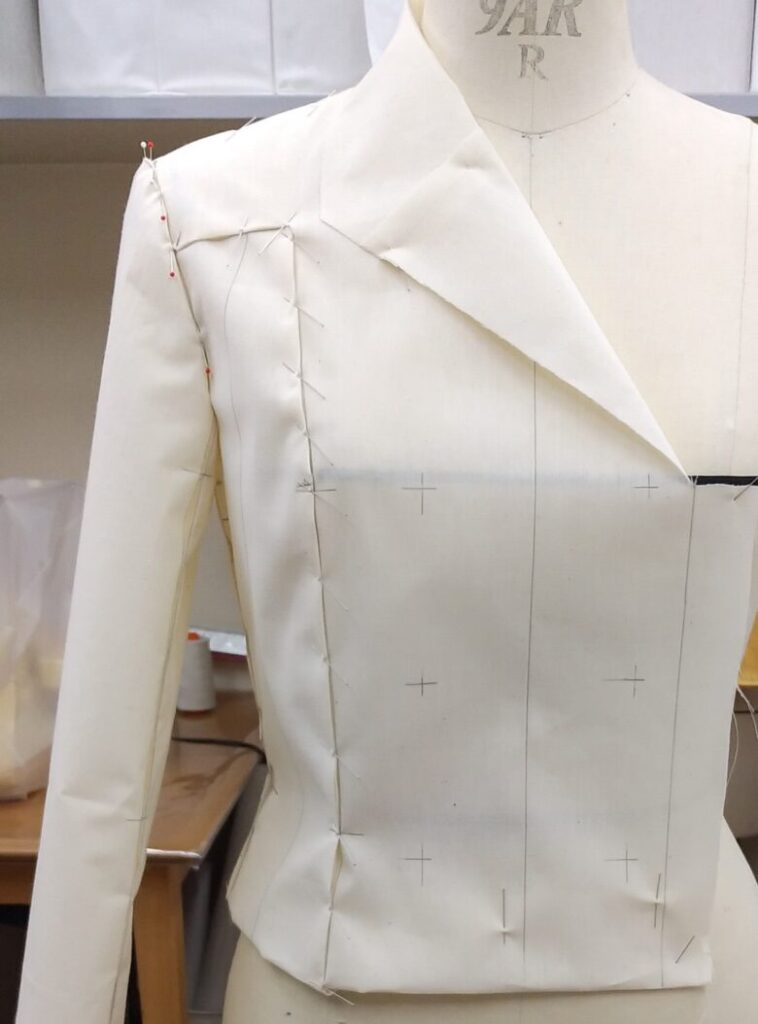 ドレーピング:ジャケット